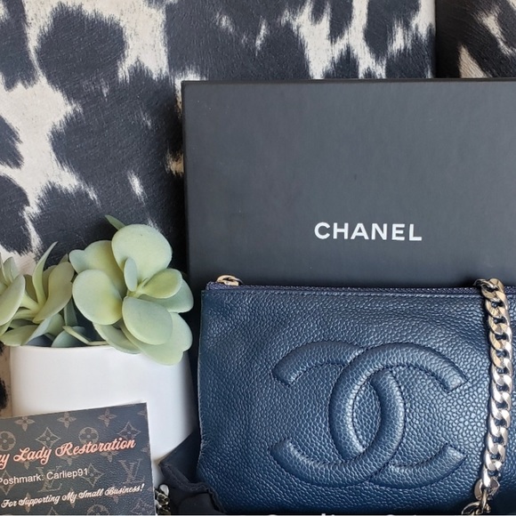 Authentic Chanel O Case Pouch Crossbody - Picture 2 of 10